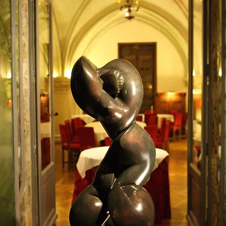 Abbaye Des Vaux De Hotel Cernay-la-Ville