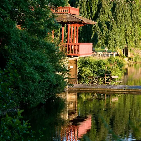 Otel Abbaye Des Vaux-de-cernay 4*