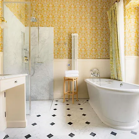 Abbaye Des Vaux De 3* Cernay-la-Ville