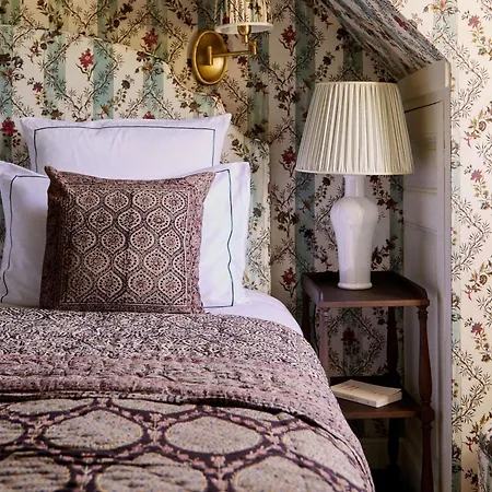 Abbaye Des Vaux-de-cernay 호텔 4*