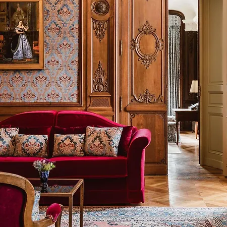 Abbaye Des Vaux-de-cernay 4*