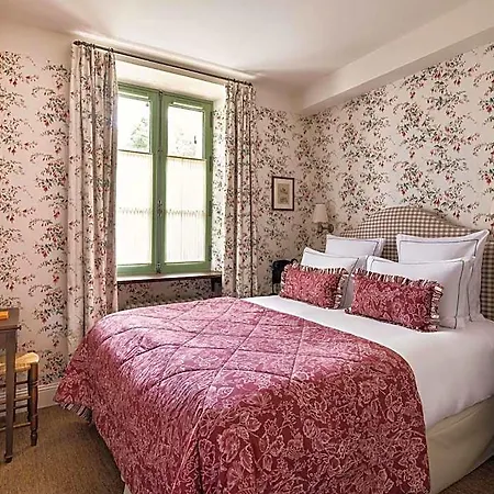 فندق Abbaye Des Vaux-de-cernay 4*