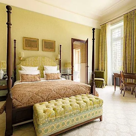 Hotel Abbaye Des Vaux-de-cernay