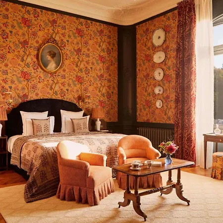 Abbaye Des Vaux-de-cernay Hotel 4*