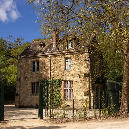 Abbaye Des Vaux-de-cernay Hotel