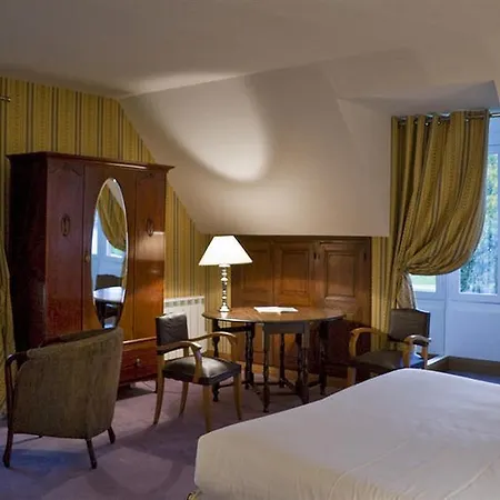 Ξενοδοχείο Abbaye Des Vaux-de-cernay 4*