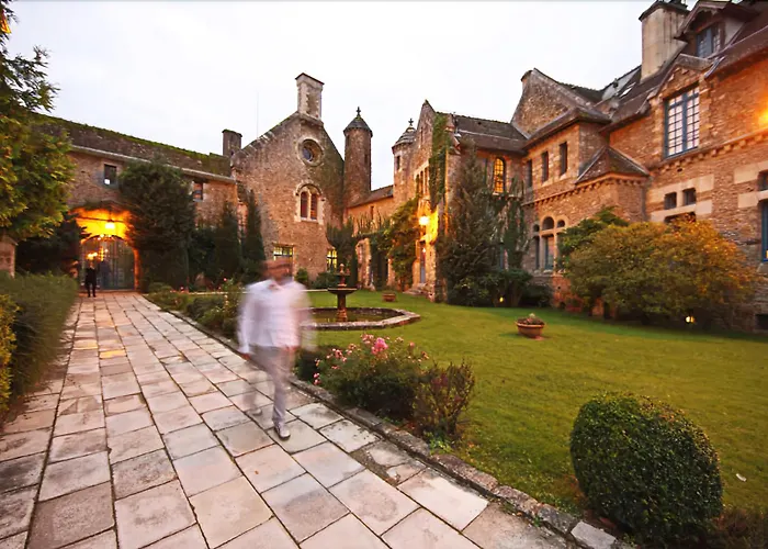 Abbaye Des Vaux-de-cernay Hotel 3*