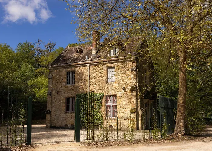 Hotel Abbaye Des Vaux-de-cernay Cernay-la-Ville